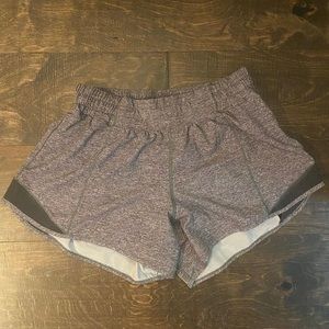 gray lululemon hotty hot shorts size 8, length 4’